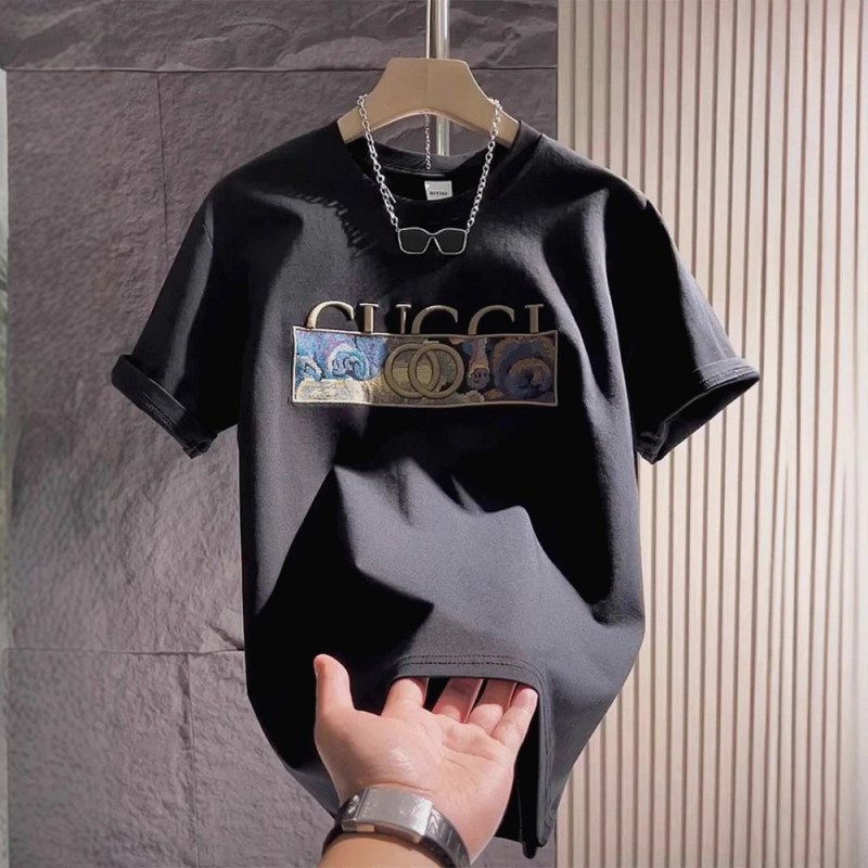 Gucci Black T-Shirt in Casual Streetwear Style Review: Reading the 65–80 cm Length Bucket Before You Size Up