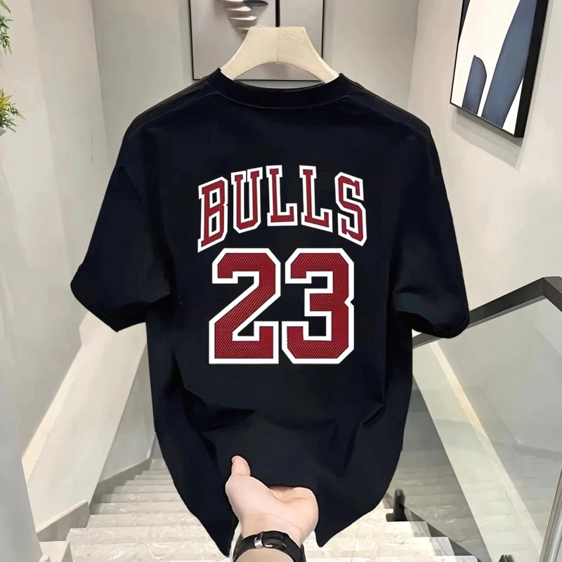 NBA Black T-Shirt in Casual Streetwear Style Review: Cotton, Print and Fit